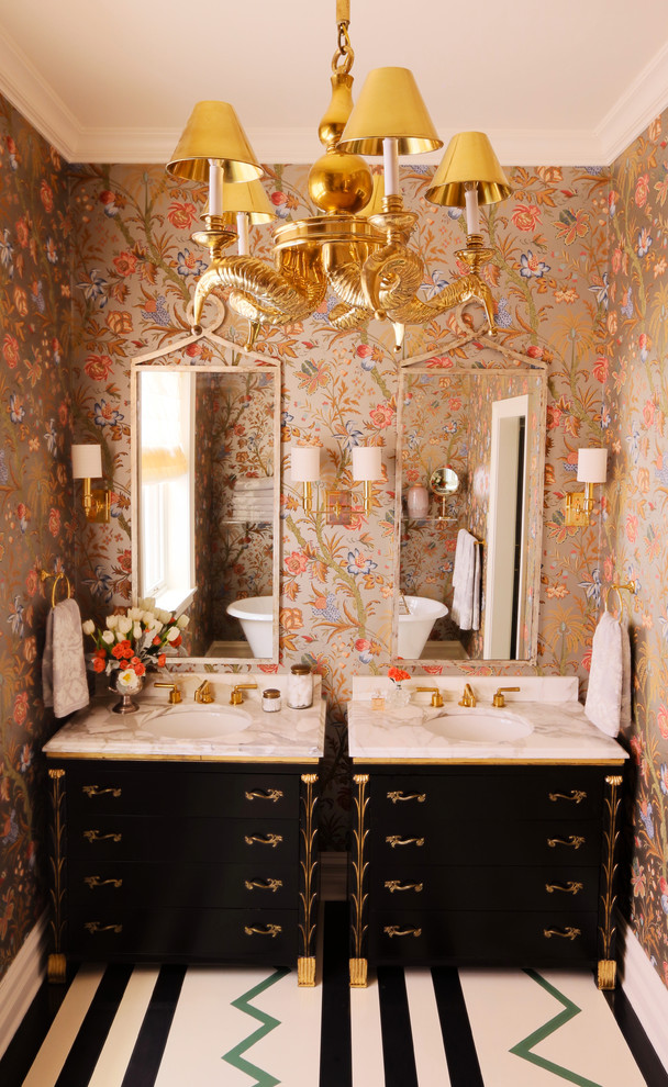 Amazing Eclectic Bathroom Design