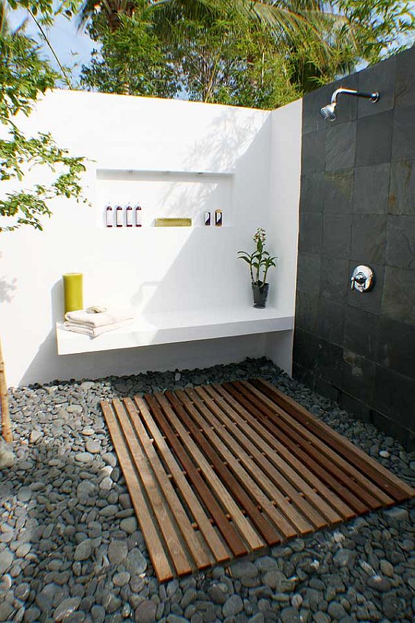 Outdoor Modern Tropical Bathroom Design