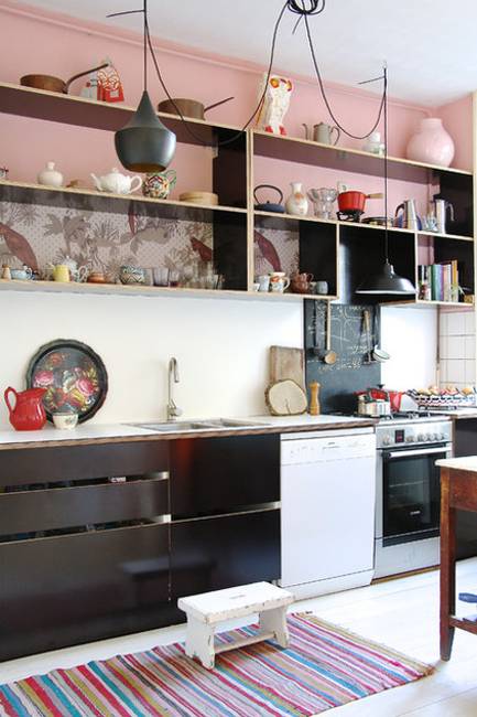 Pink and Black Contemporary Kitchen Design