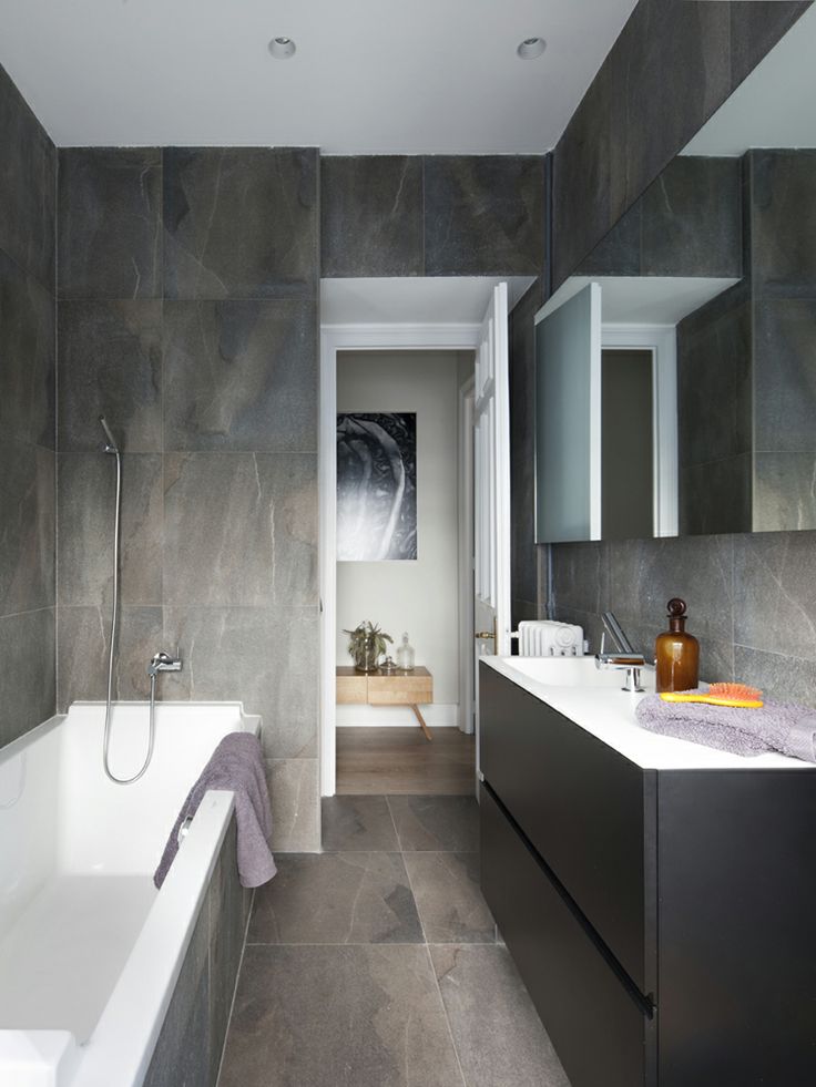 Relaxing Scandinavian Bathroom Design