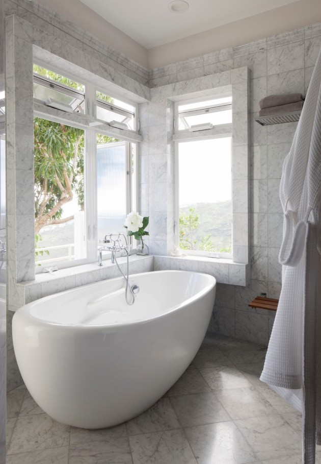 Relaxing Tropical Bathroom Designs