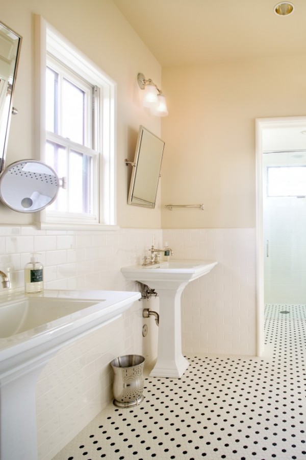 Traditional Bathroom Design with Subway Tile