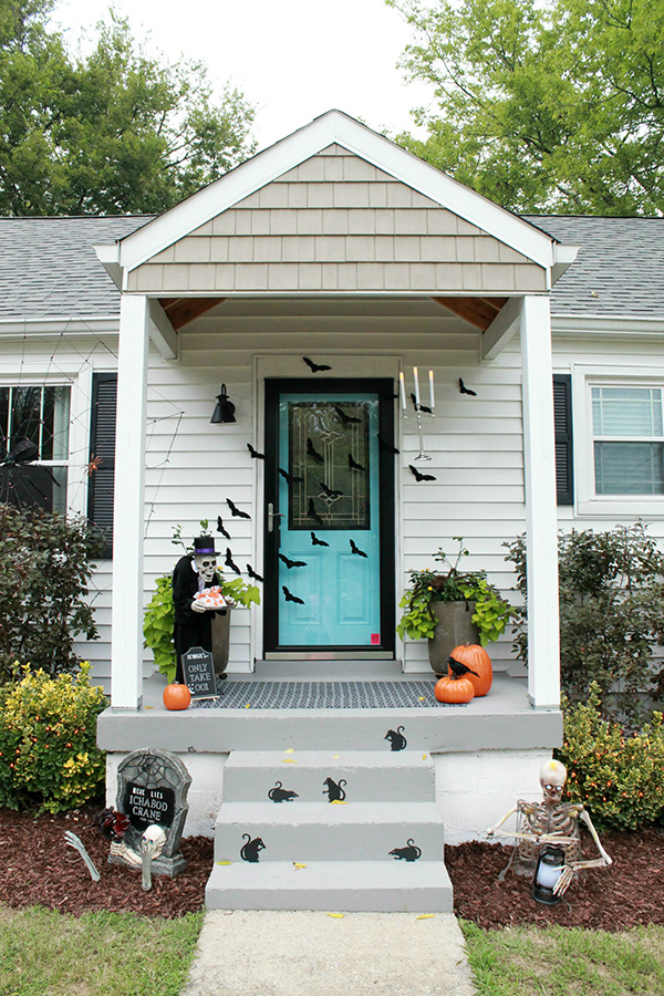 Cool Halloween Decorations for Porch