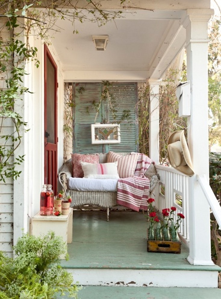 Cozy Shabby-Chic Style Outdoor Design