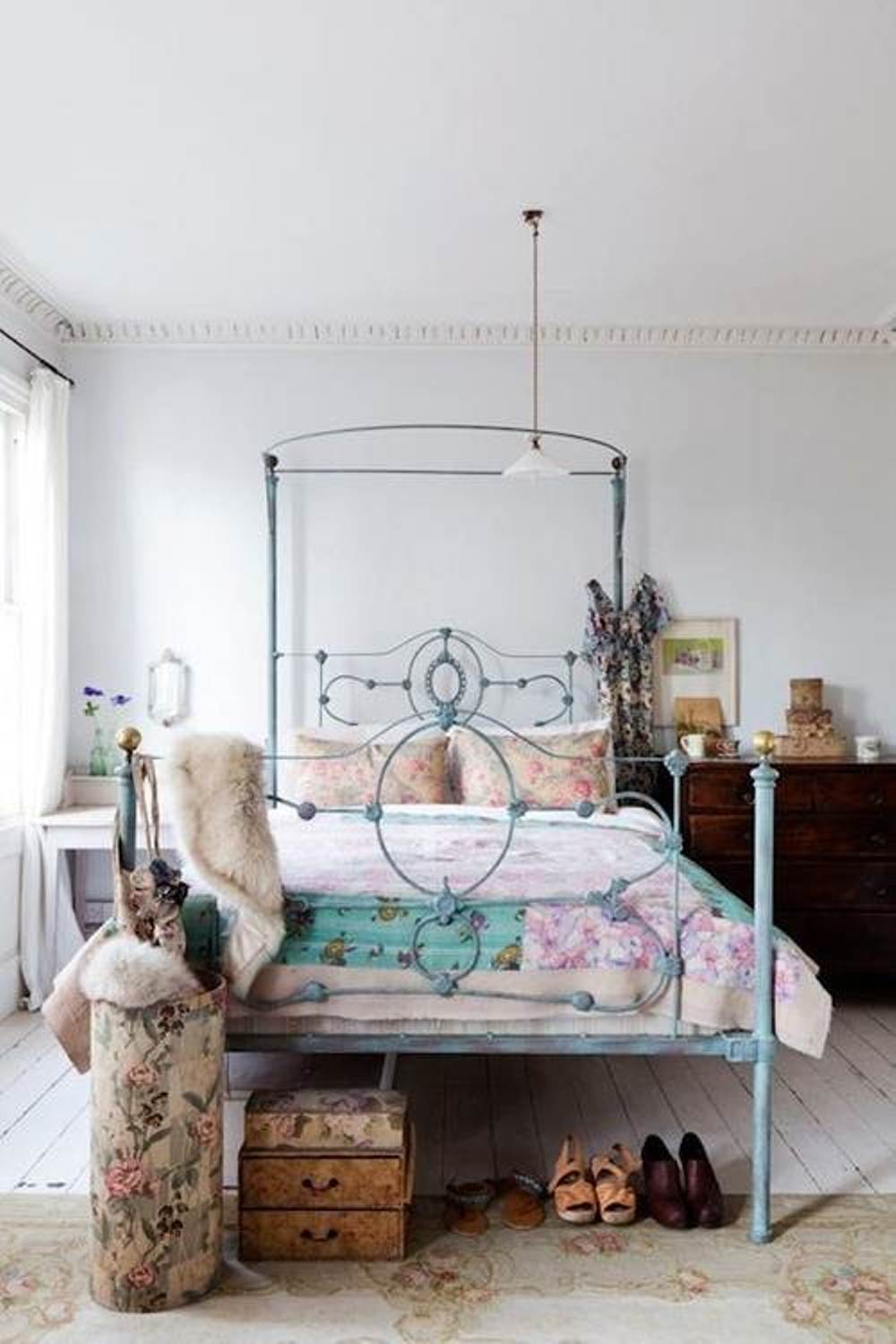 Eclectic Bedroom Design Ideas