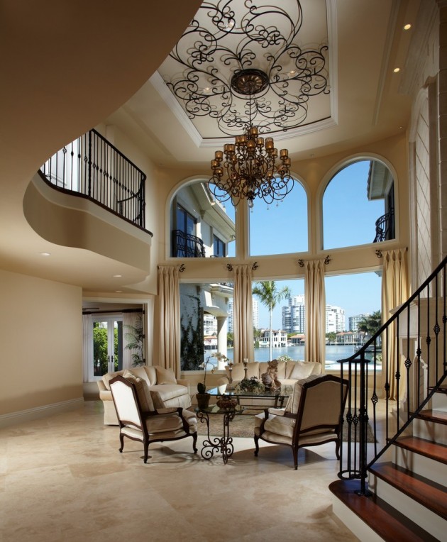 Extravagant Mediterranean Living Room Design
