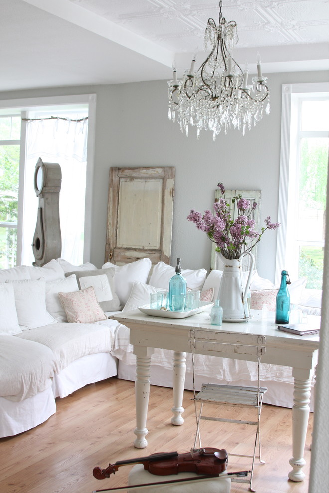 Incredible Shabby-Chic Style Living Room Design