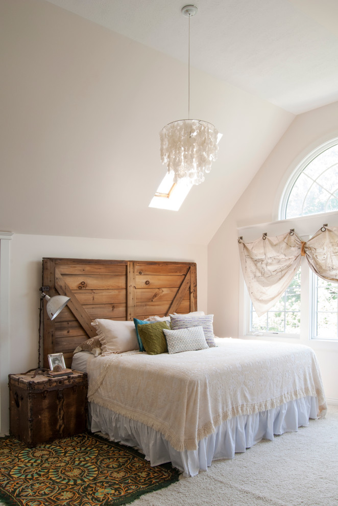 Lovely Eclectic Bedroom Design