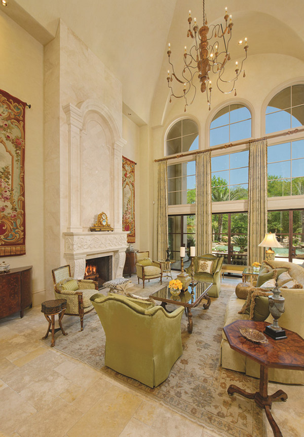 Luxurious Mediterranean Living Room Design
