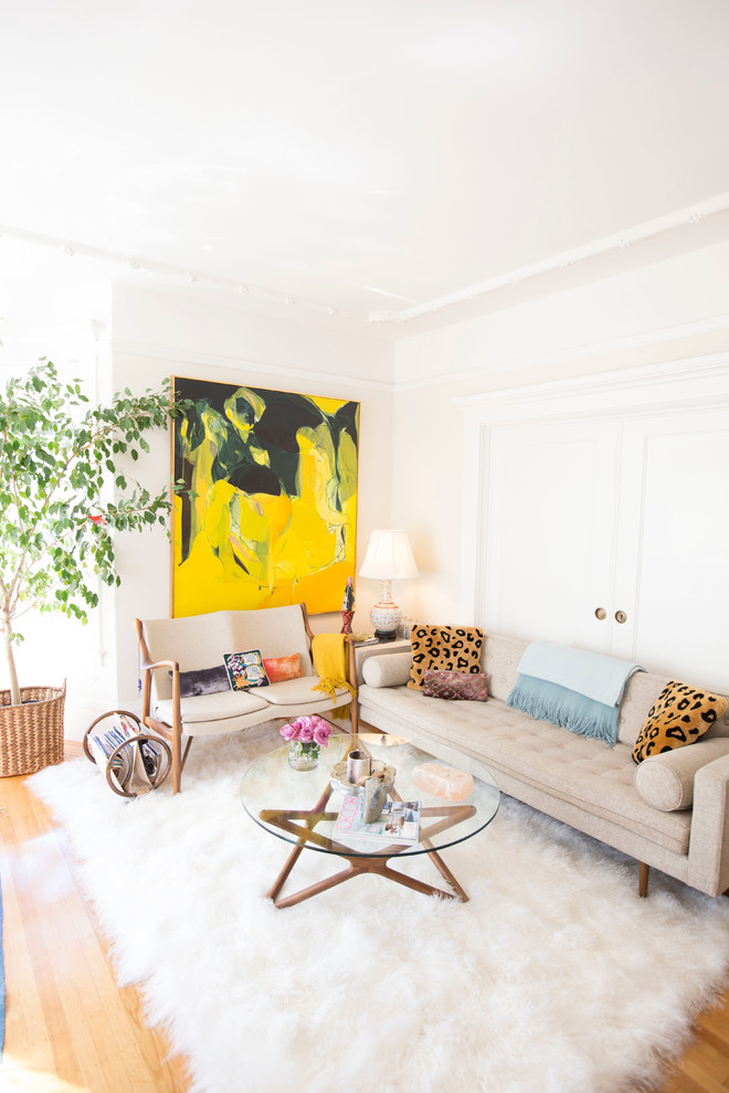 Midcentury Living Room with Large Painting