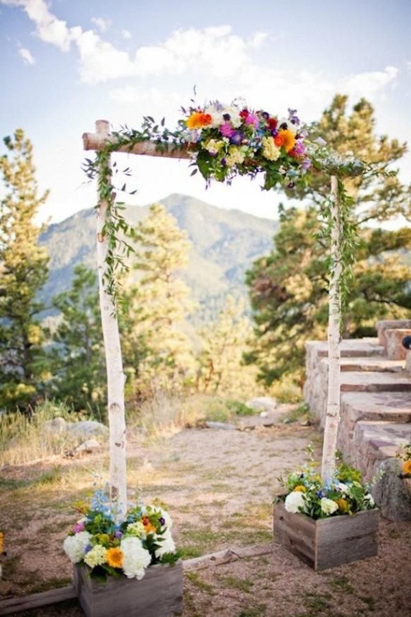 Rustic Outdoor Wedding Arch