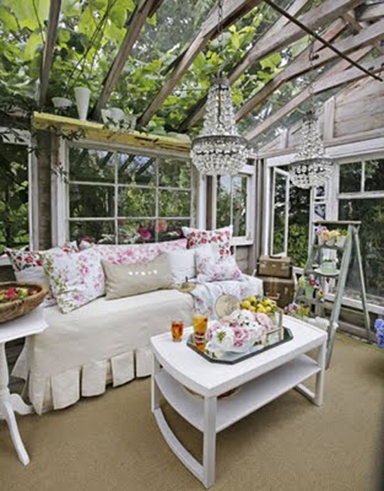 Shabby-Chic Style Outdoor Living Room Design