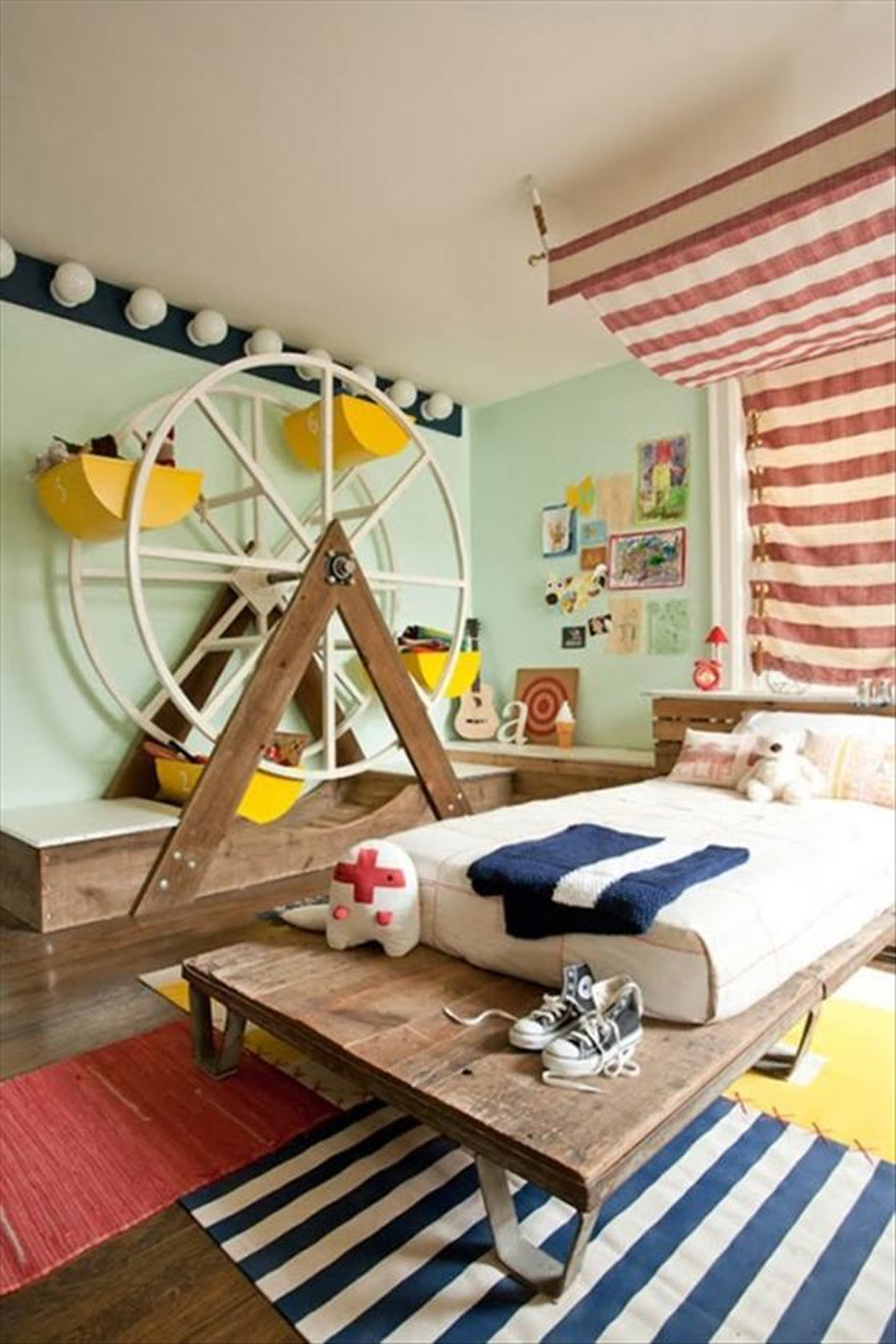Small Rustic Kids Room Design