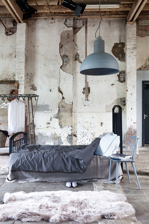 Stunning Industrial Style Bedroom