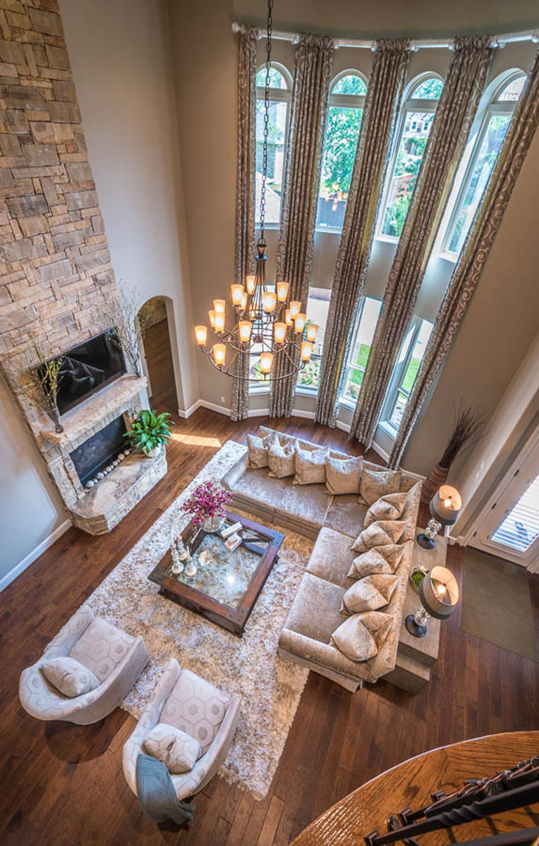 Stunning Transitional Living Room Design