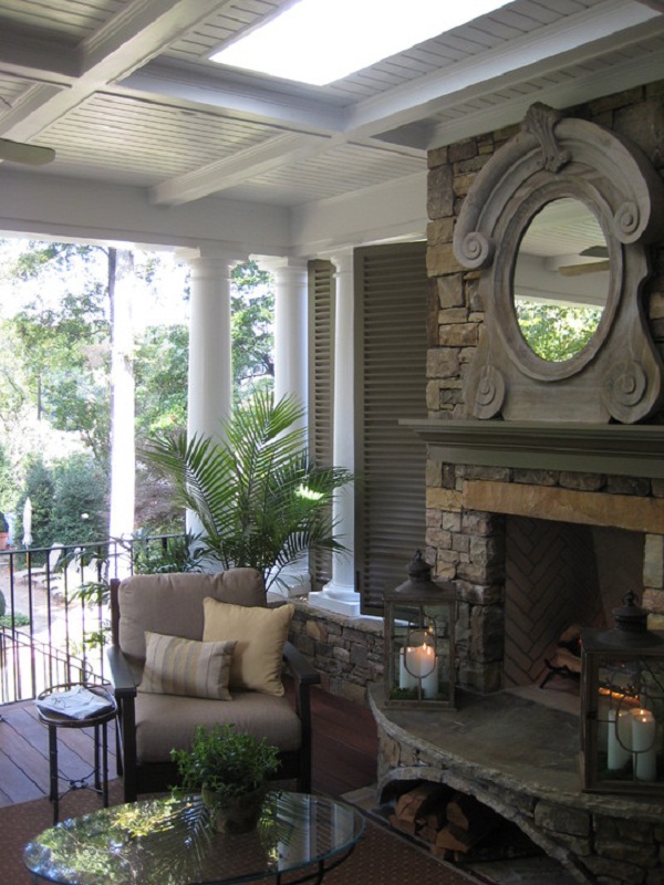 Traditional Outdoor Fireplace Design