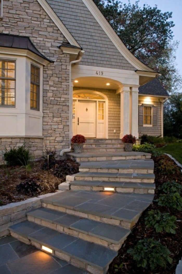 Traditional Outdoor Stair Design