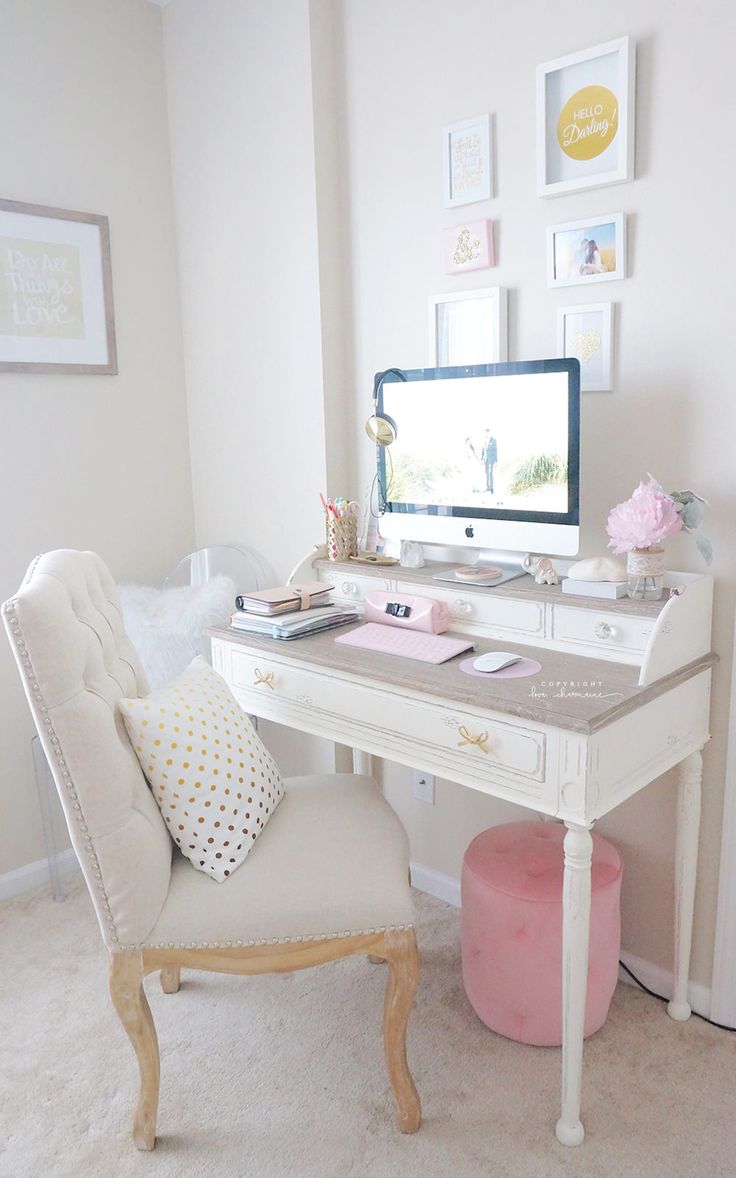 Updated Shabby-Chic Style Home Office Design
