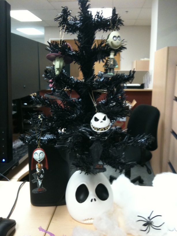 Amazing Office Halloween Decorations