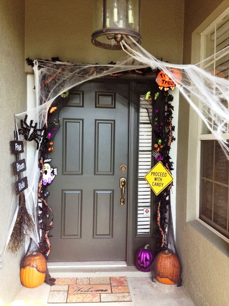 Amazing Pinterest Halloween Door Decorations