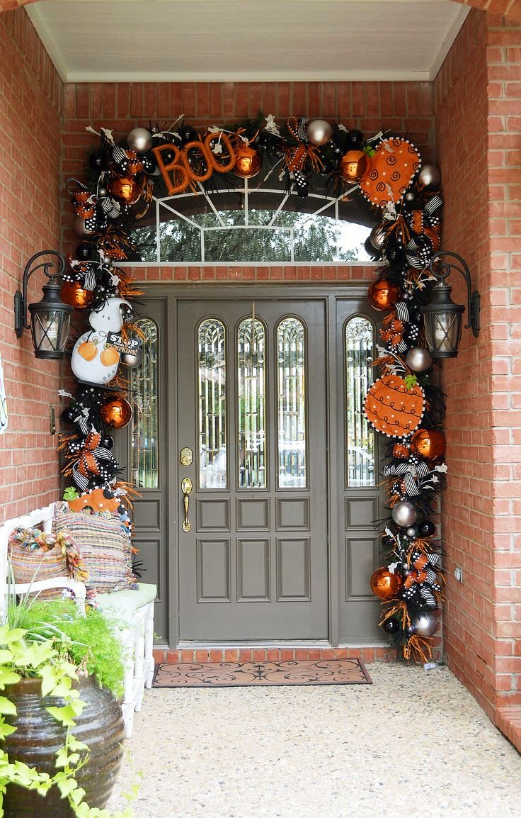 Beautiful Halloween Door Decorations