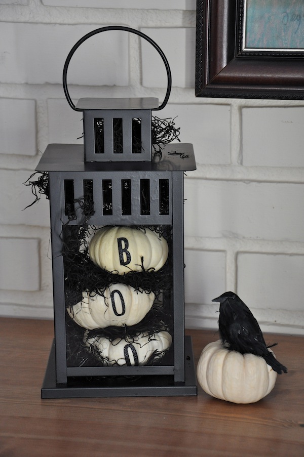 Black and White Classy Halloween Decorations