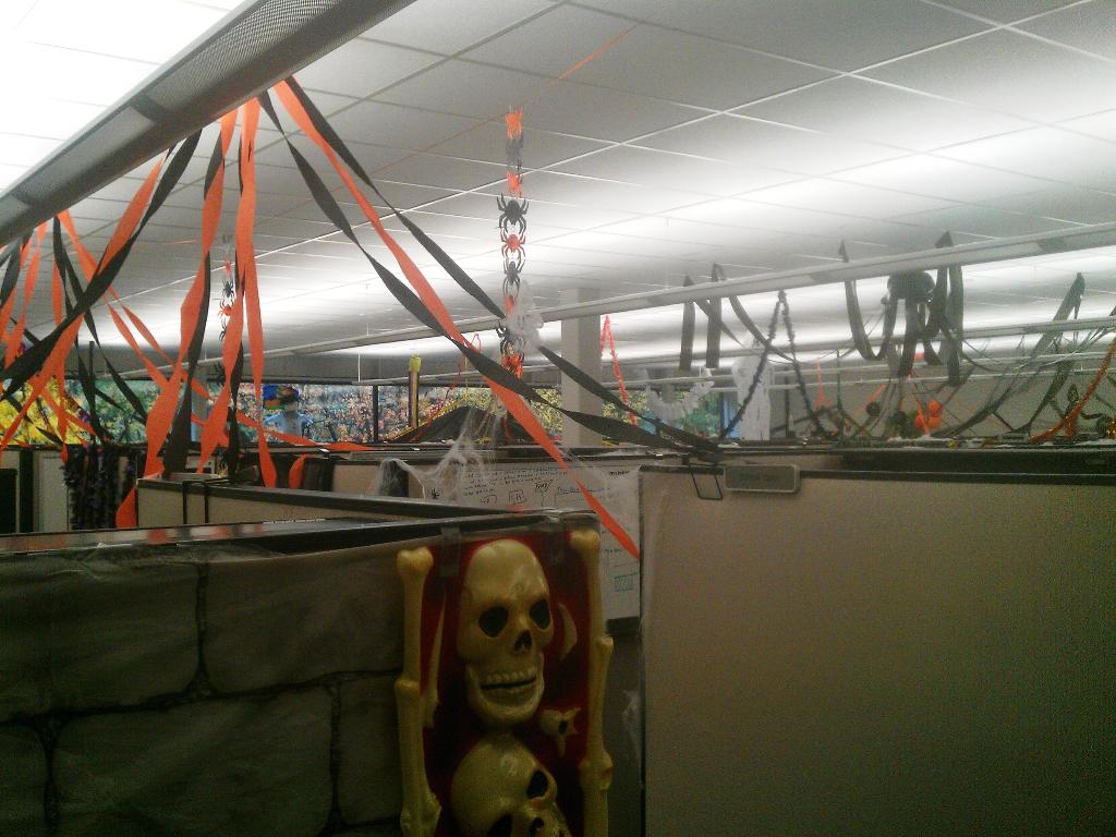 Cool Halloween Decorations for Work