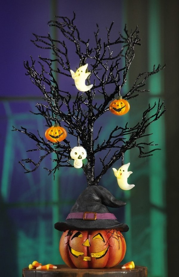 Cute Halloween tree decoration ideas pumpkins ghosts