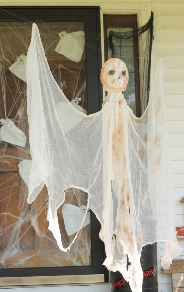 DIY Outdoor Halloween Decorations Ideas