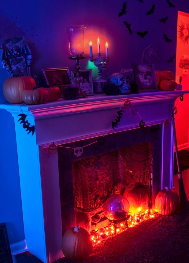 Engaging House Halloween Decorations