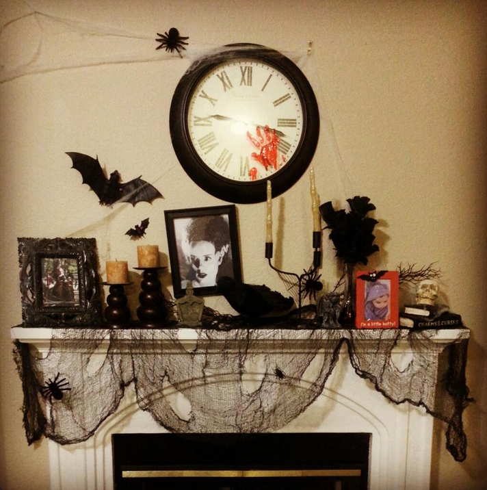 Famous Mantel Halloween Decorations