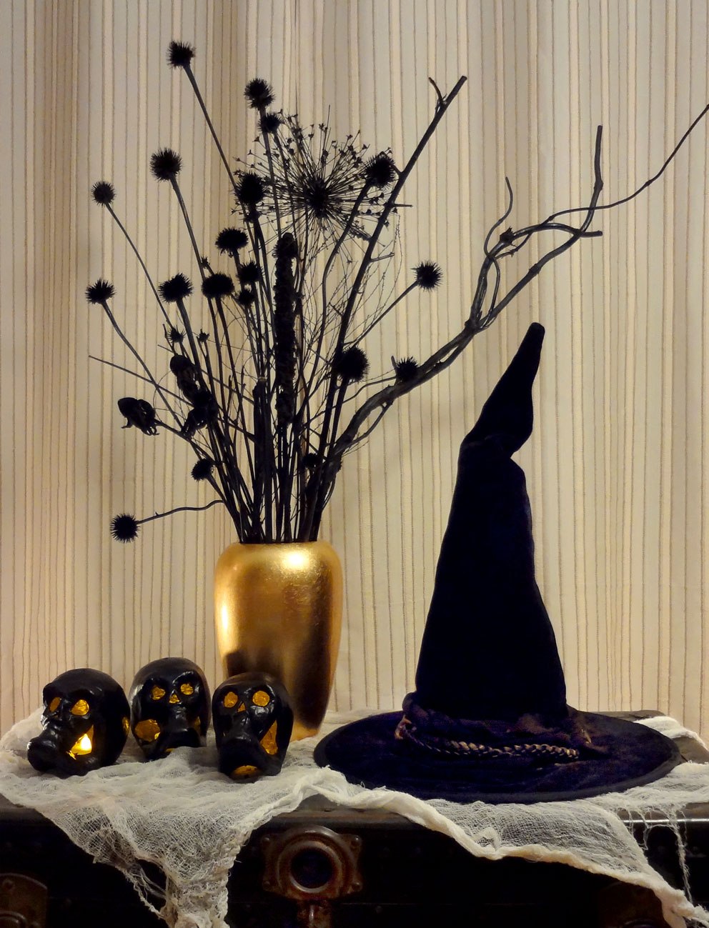 Fun Ways Gothic Halloween Decorations
