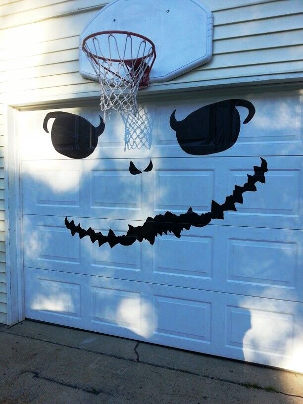 Garage Door Halloween Decorations