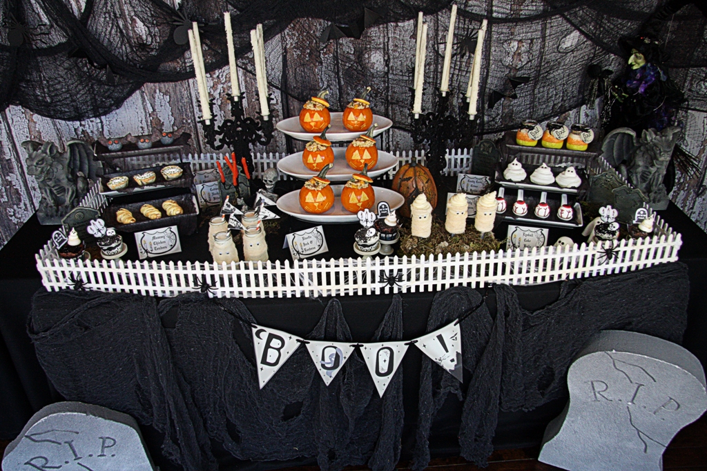 Haunted Halloween Party Decorations