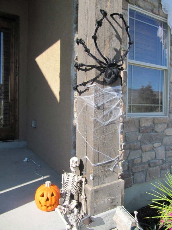 Homemade Spooky Halloween Decorations