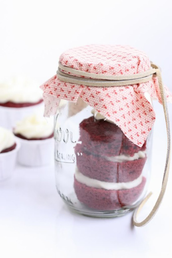 Mason Jar Red Velvet Cupcakes