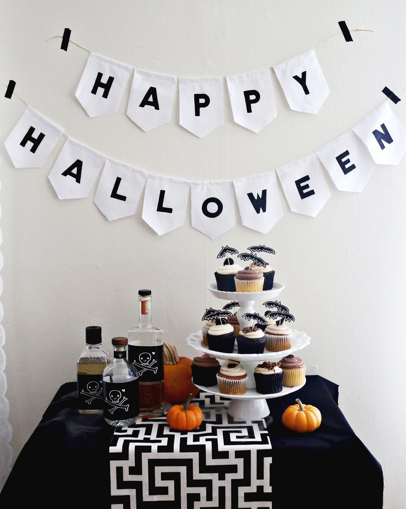 Printables Halloween party table Decorations