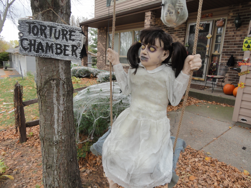 Scary Halloween House in Woodbury