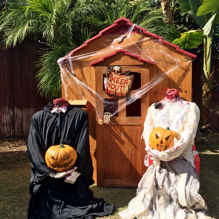 Scary Headless Man and Woman Halloween Decorations
