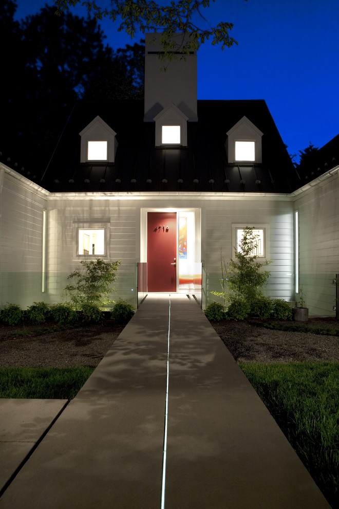 Transitional Exterior Design Front Entry Lighting
