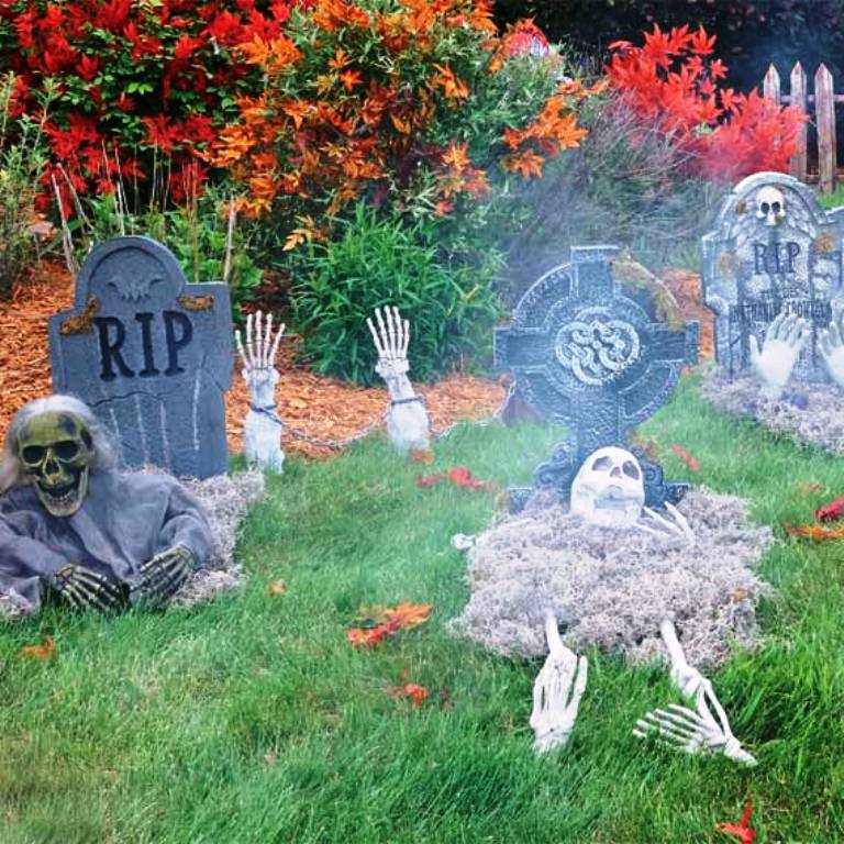 Your Garden Halloween Decorations