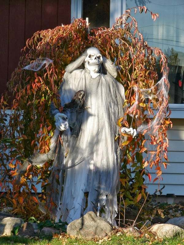 cool creepy halloween decorations