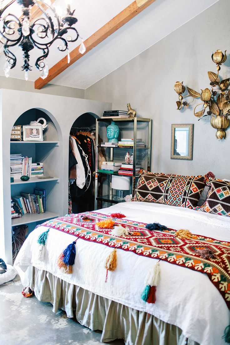 An eclectic bedroom Design Ideas