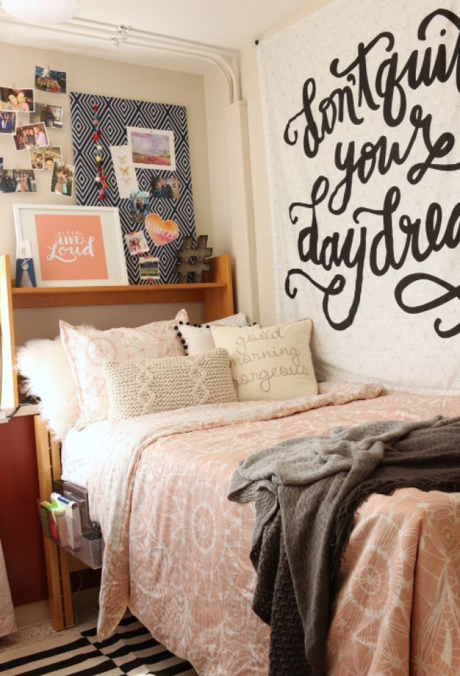 Beautiful College Bedroom Design