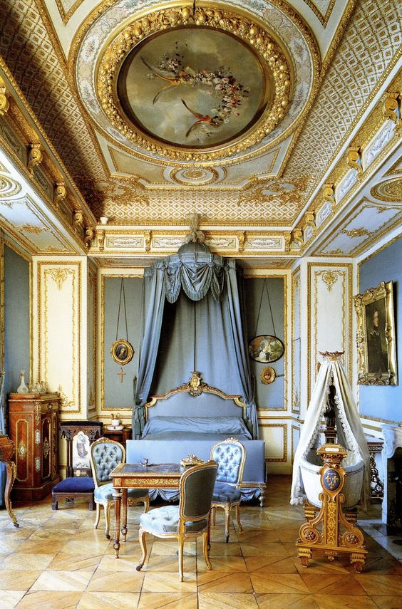 Castle French Bedroom Design