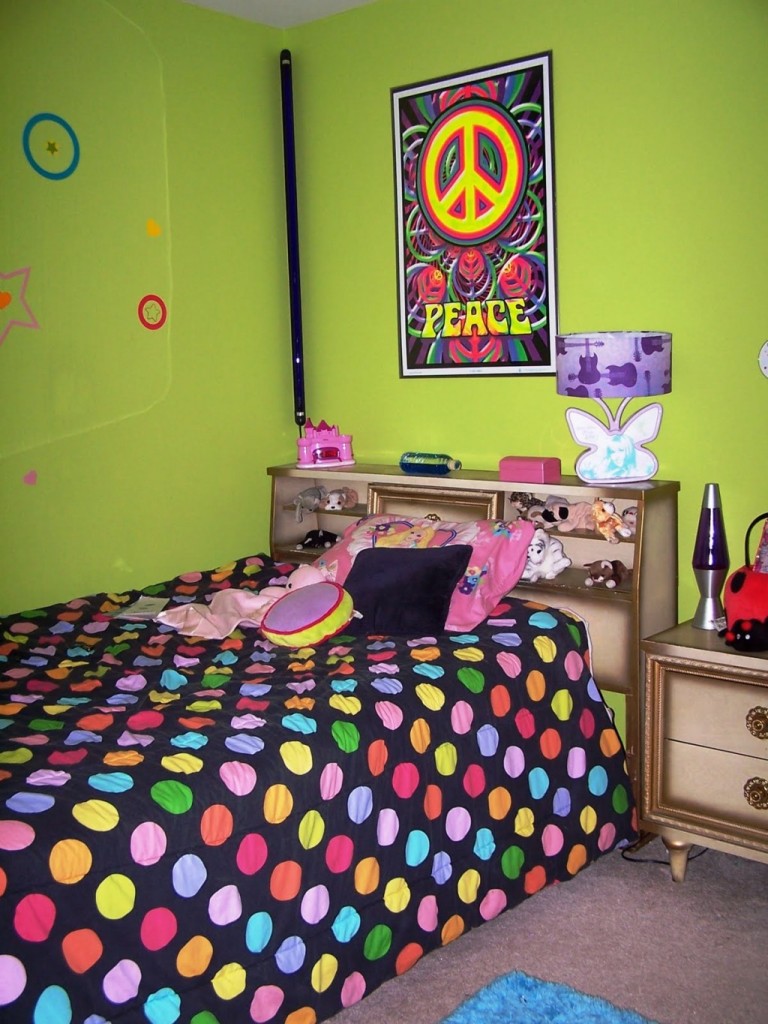 Teenage Girl Cheap Bedroom Design