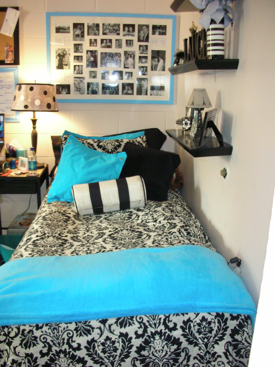 Black White and Teal Bedroom Ideas