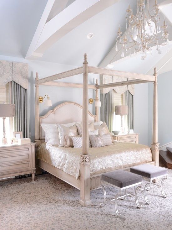 Bright Classic Bedroom Designs