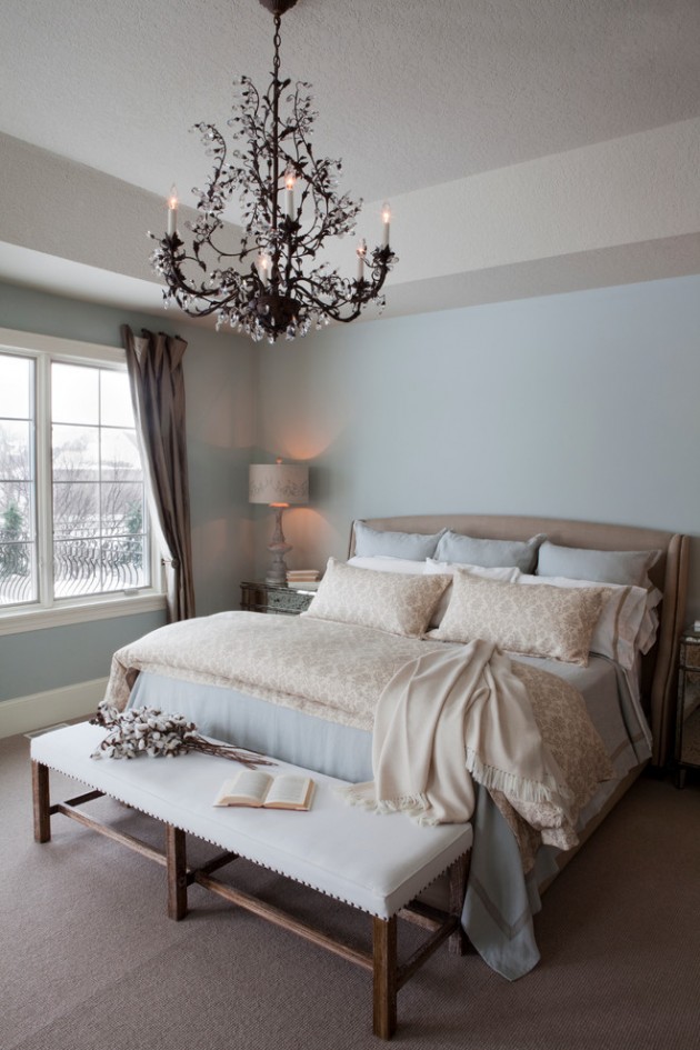 Cozy Traditional Bedroom Design