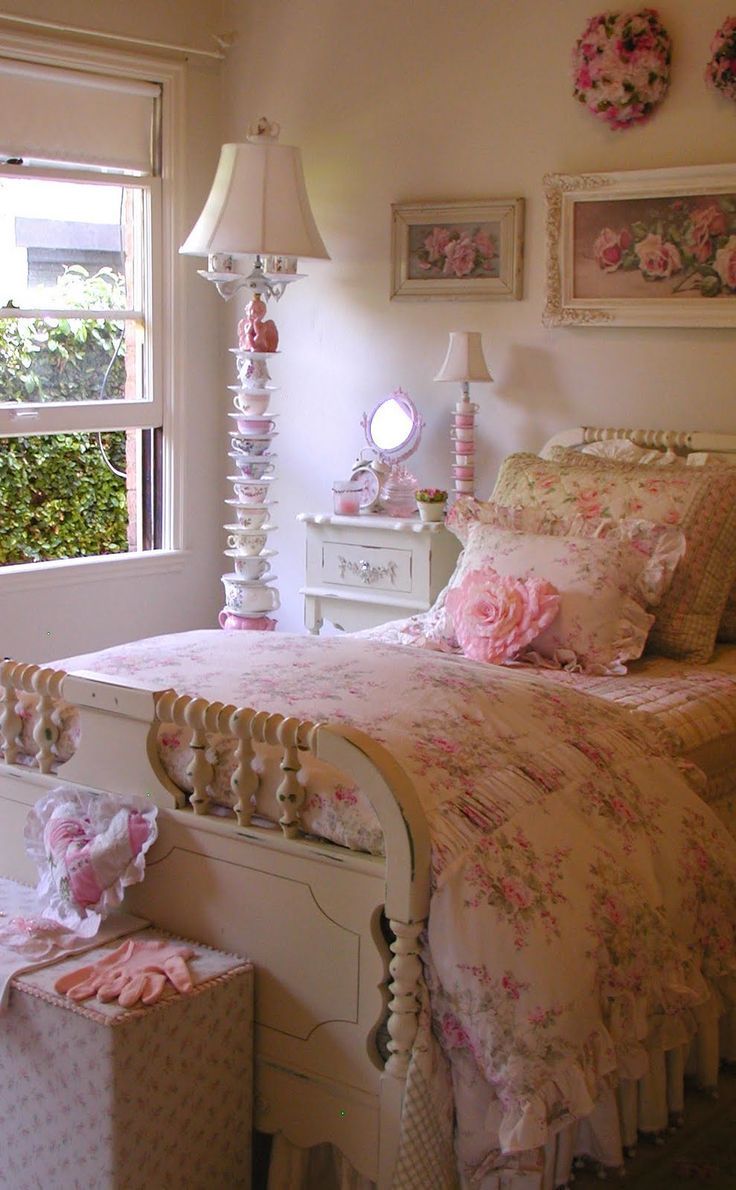English Cottage Country Bedroom Design